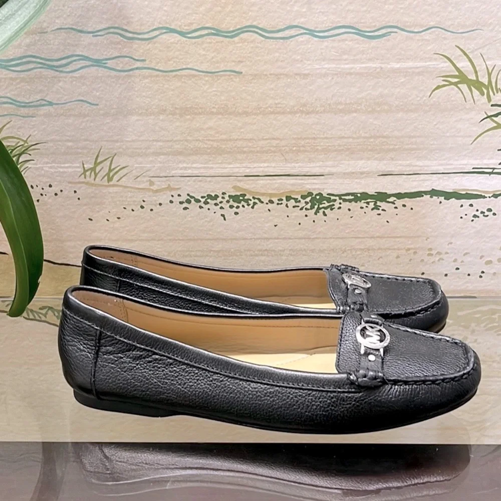 MICHAEL KORS Black Flats with Silver Hardware